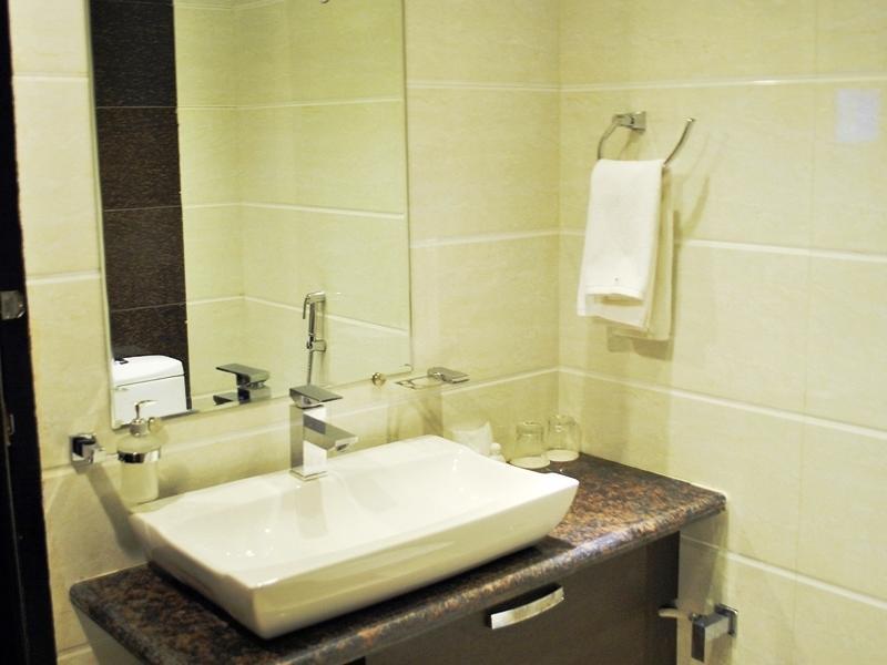 The Sapphire Grand Hotel Varanasi Ruang foto